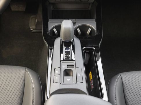 New 2026 Toyota Prius XLE FWD image 12