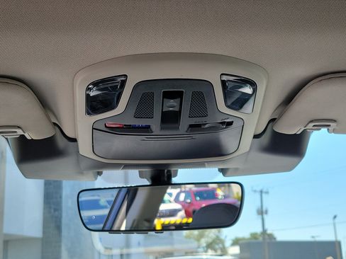 Used 2023 Subaru Outback Limited image 20