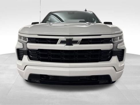 Used 2023 Chevrolet Silverado 1500 RST image 3
