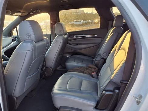 Used 2024 Buick Enclave Premium image 87