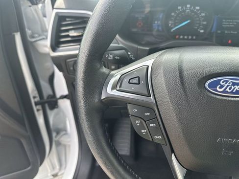 Used 2023 Ford Edge SEL image 19