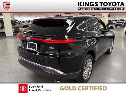 Certified 2024 Toyota Venza XLE image 8