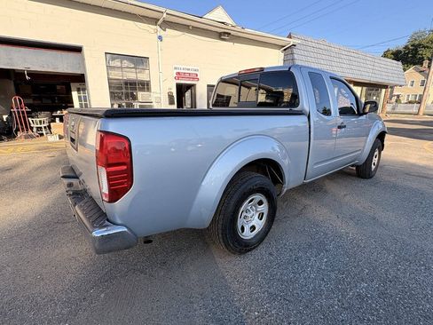 Used 2007 Nissan Frontier XE w/ Preferred Pkg RWD image 6