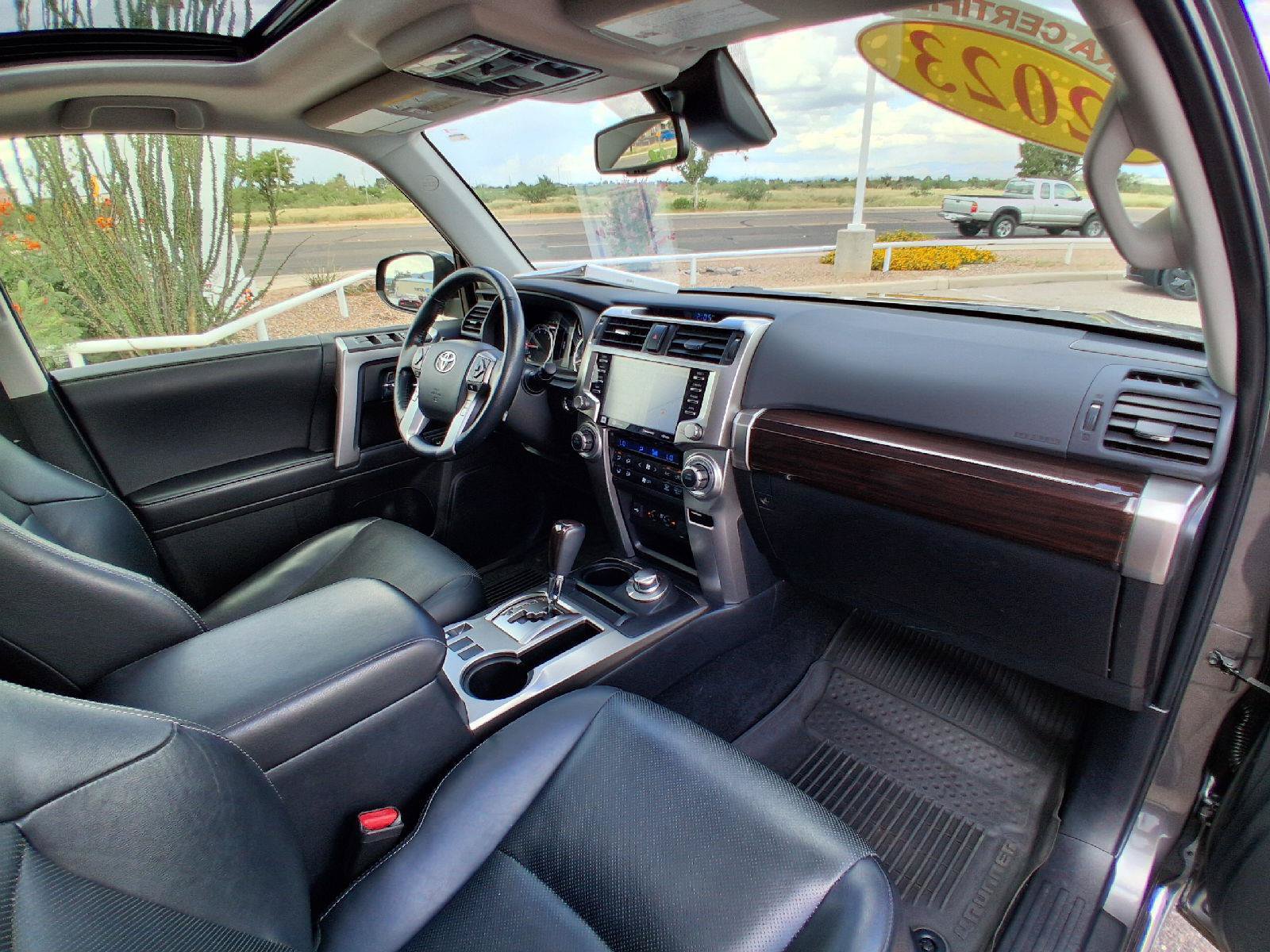 Used 2023 Toyota 4Runner Limited AWD/4WD image 32