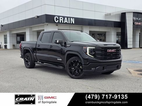 Used 2022 GMC Sierra 1500 Elevation w/ Elevation Premium Package image 1