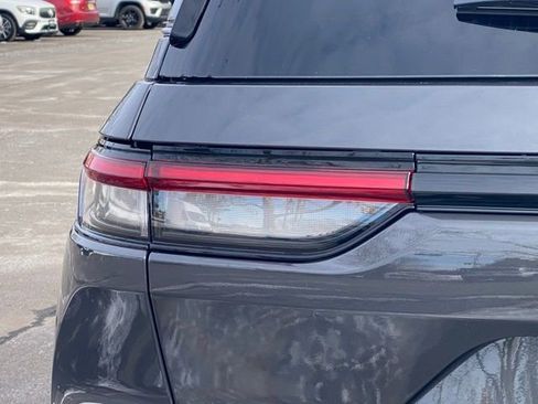 New 2026 Jeep Grand Cherokee Limited AWD/4WD image 14