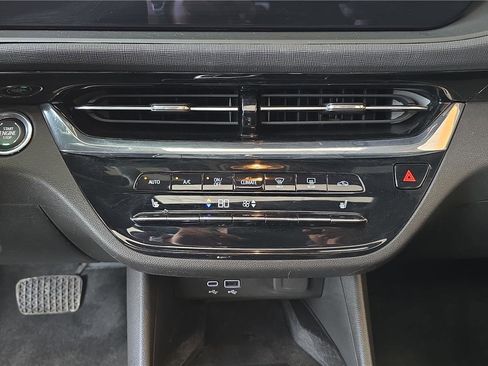 Used 2024 Buick Envista Avenir image 20