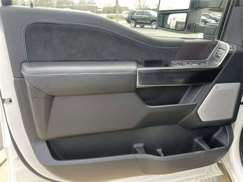 New 2025 Ford F150 Platinum w/ Equipment Group 702A High image 12