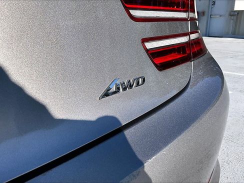 Used 2021 Genesis G80 2.5T image 9