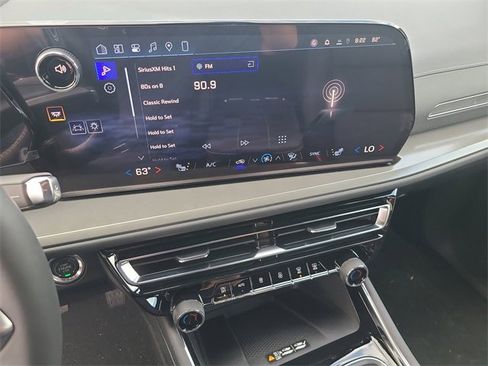 New 2026 Chevrolet Traverse LT w/ Driver Confidence Package image 30