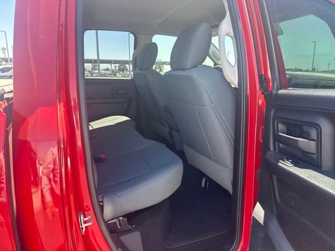 Used 2018 RAM 1500 Express RWD image 8