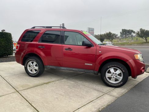 Used 2008 Ford Escape XLT image 12