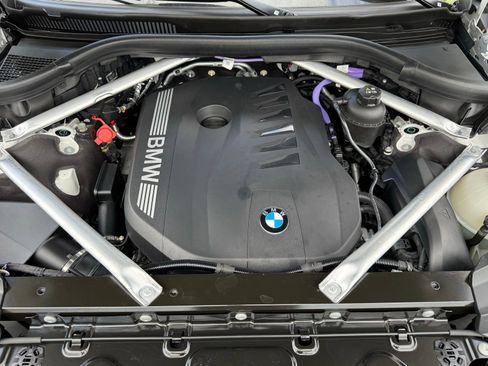 Certified 2024 BMW X7 xDrive40i AWD/4WD image 32