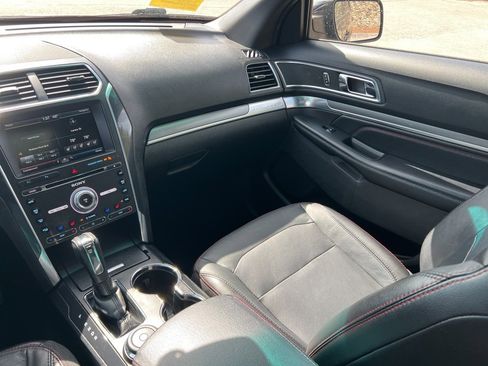 Used 2016 Ford Explorer Sport w/ Equipment Group 401A image 27