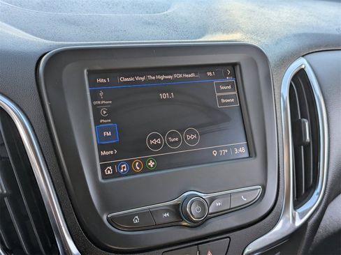 Used 2024 Chevrolet Equinox LT image 24