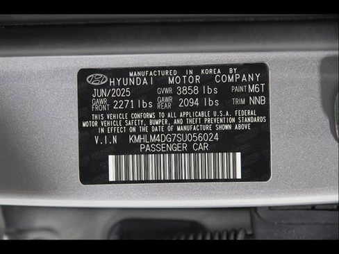 Certified 2025 Hyundai Elantra Sport image 21