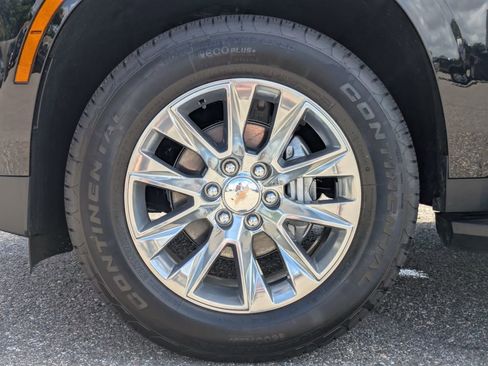 Used 2026 Chevrolet Tahoe Premier AWD/4WD image 11