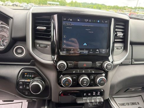 Used 2022 RAM 1500 Big Horn AWD/4WD image 21