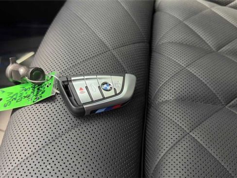 Used 2023 BMW X5 xDrive45e w/ M Sport Package image 31