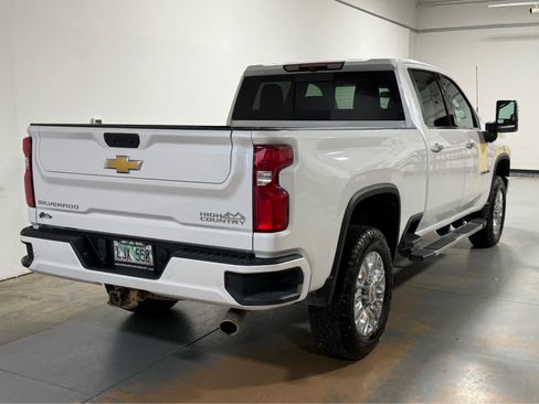 Used 2023 Chevrolet Silverado 2500 High Country w/ Safety Package II AWD/4WD image 7