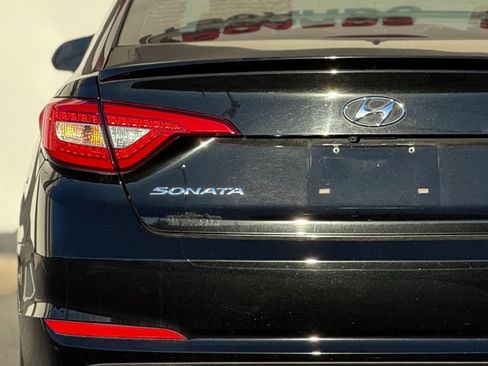 Used 2016 Hyundai Sonata Limited w/ Cargo Package image 13