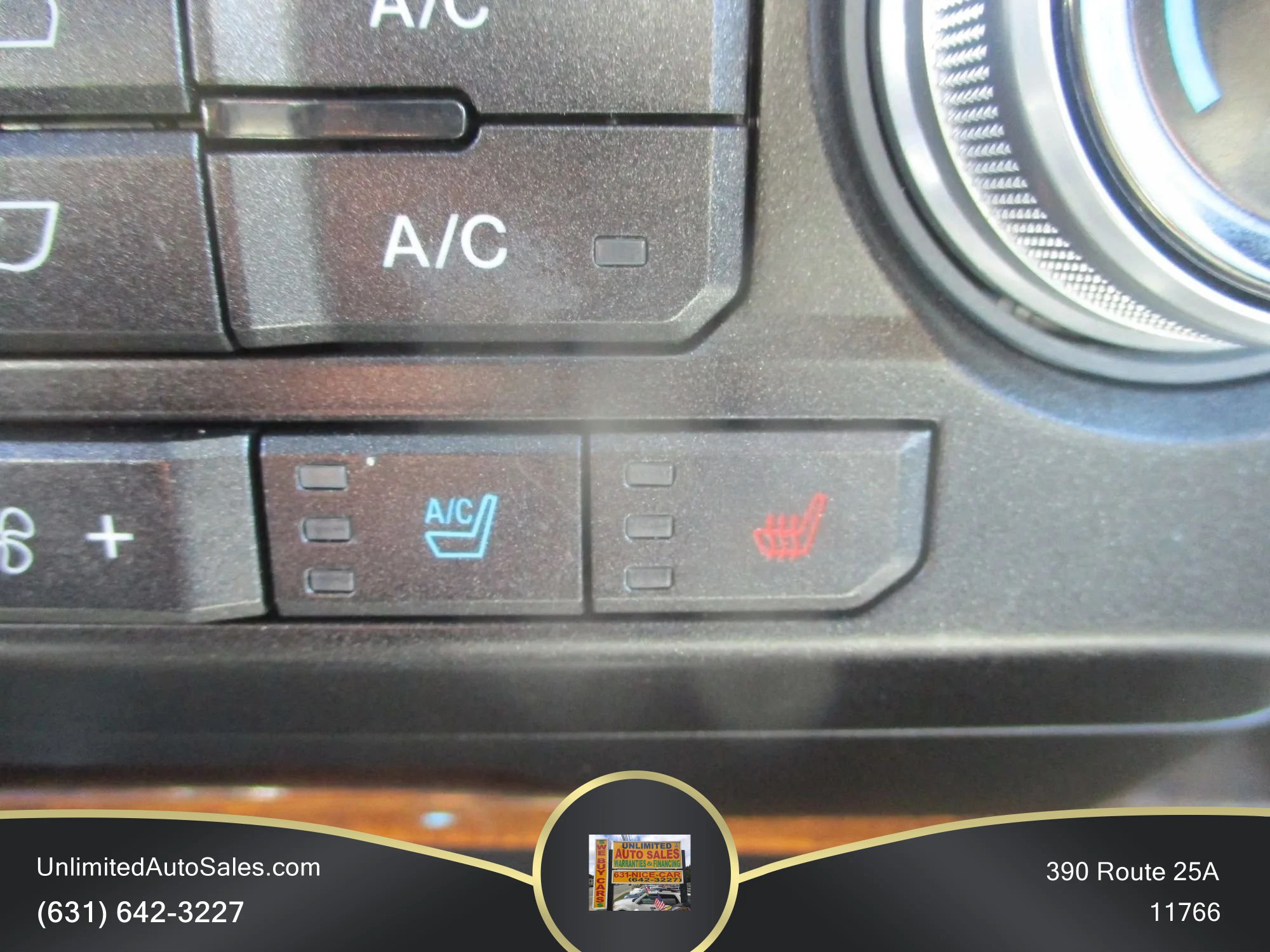 Used 2017 Ford F150 Platinum w/ Technology Package AWD/4WD image 6