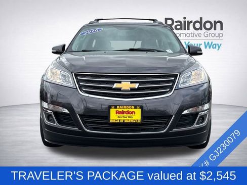 Used 2016 Chevrolet Traverse LT w/ Traveler's Package image 2