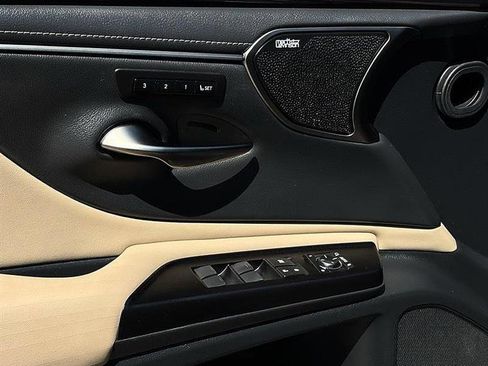 Used 2020 Lexus ES 350 w/ Accessory Package 2 FWD image 14