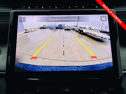 Used 2023 Jeep Grand Cherokee L Limited w/ Black Appearance Package image 12