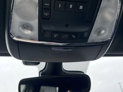 Used 2019 Jeep Grand Cherokee Limited AWD/4WD image 44