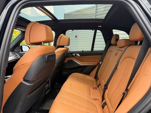 Used 2022 BMW X5 M50i w/ Parking Assistance Package AWD/4WD image 20