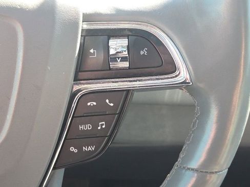 Used 2020 Lincoln Navigator Reserve w/ Luxury Package image 43