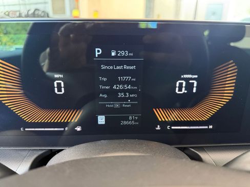 Used 2025 Kia K4 FWD image 36