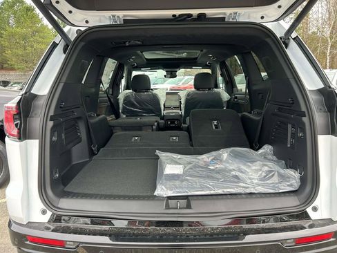 New 2026 GMC Acadia Denali Ultimate AWD/4WD image 8