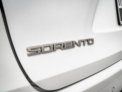 Used 2016 Kia Sorento EX w/ EX Premium Package image 15