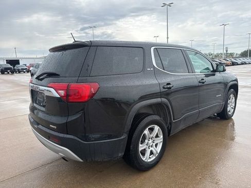 Used 2019 GMC Acadia SLE image 3
