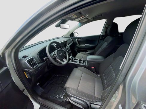 Used 2022 Kia Sportage LX FWD image 18