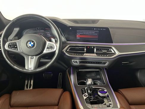 Used 2020 BMW X7 M50i image 13
