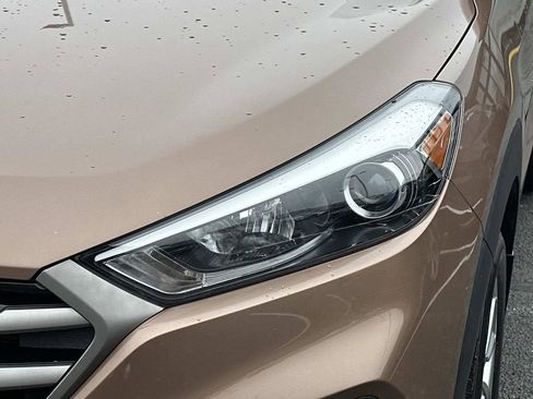 Used 2016 Hyundai Tucson SE FWD image 8
