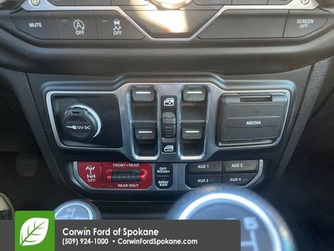 Used 2020 Jeep Gladiator Rubicon image 35