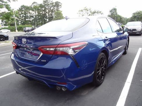 Used 2024 Toyota Camry XSE FWD image 6