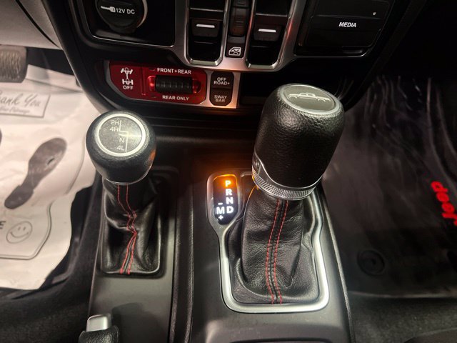 Used 2023 Jeep Gladiator Rubicon w/ Cold Weather Group AWD/4WD image 20