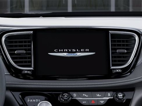 New 2026 Chrysler Pacifica Select FWD image 18