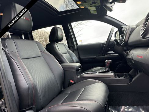 Used 2019 Toyota Tacoma TRD Pro w/ Desert Air Intake Package AWD/4WD image 6