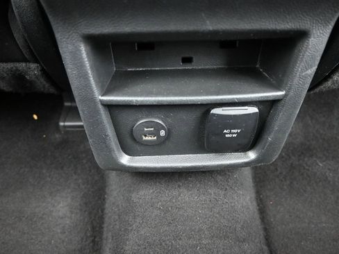 Used 2022 Ford Edge SEL w/ Convenience Package image 14