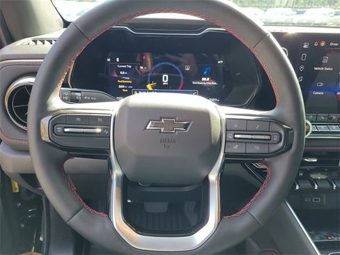 Used 2024 Chevrolet Colorado Z71 w/ Z71 Convenience Package 2 image 19