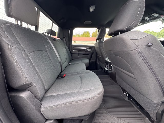 New 2027 RAM 3500 Big Horn AWD/4WD image 24