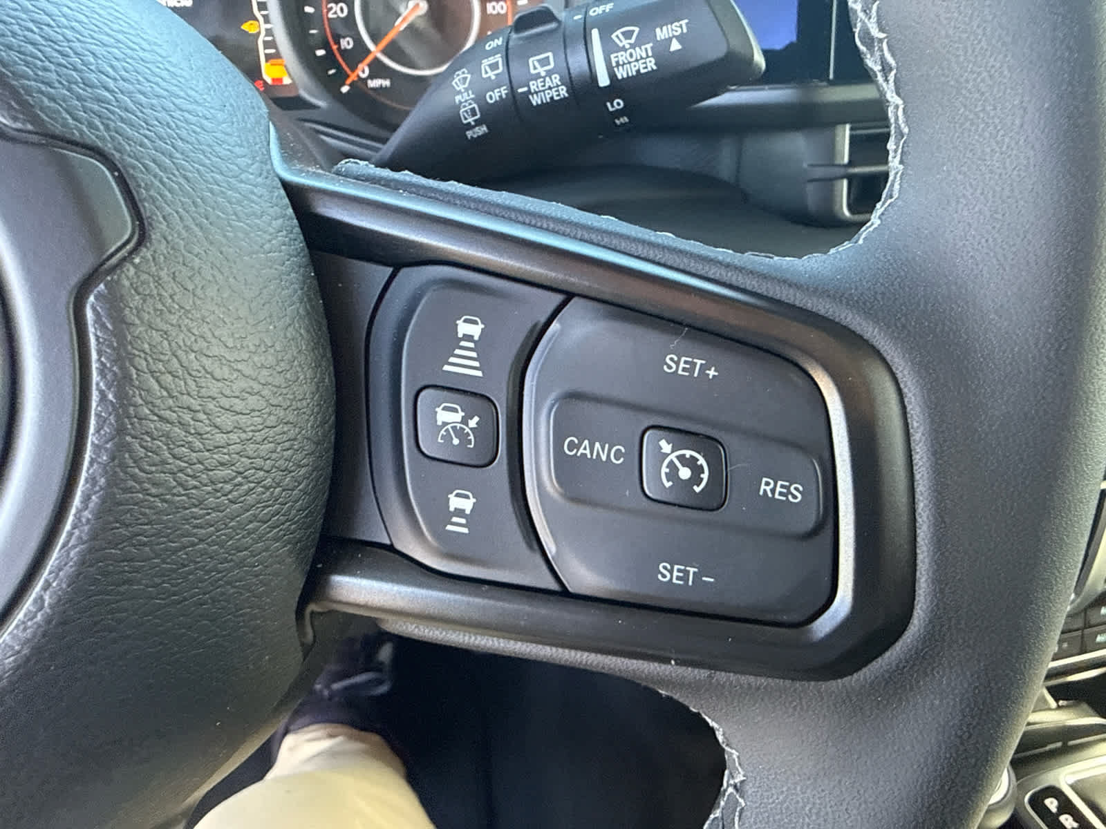 Used 2026 Jeep Wrangler Rubicon AWD/4WD image 28
