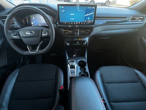 Used 2025 Ford Escape ST-Line w/ Equipment Group 301A image 16