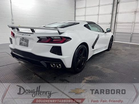 New 2026 Chevrolet Corvette Stingray Coupe w/ Z51 Performance Package RWD image 20